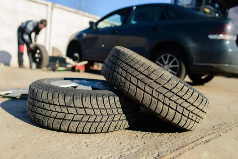 Dépannage 24h/24 — intervention Le Docteur des Pneus